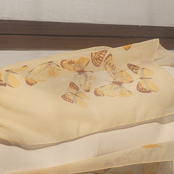 Yellow Butterfly Print Scarf - Picture 5 of 5